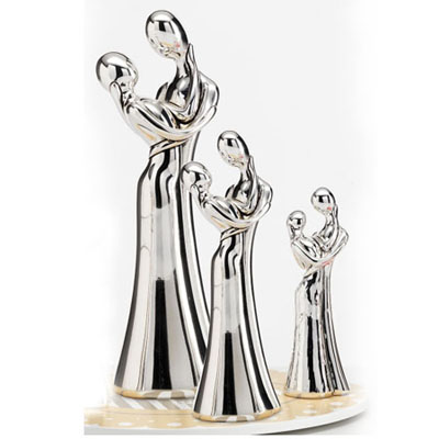 Cornici in argento: Scultura Abbraccio Nozze in Argento 